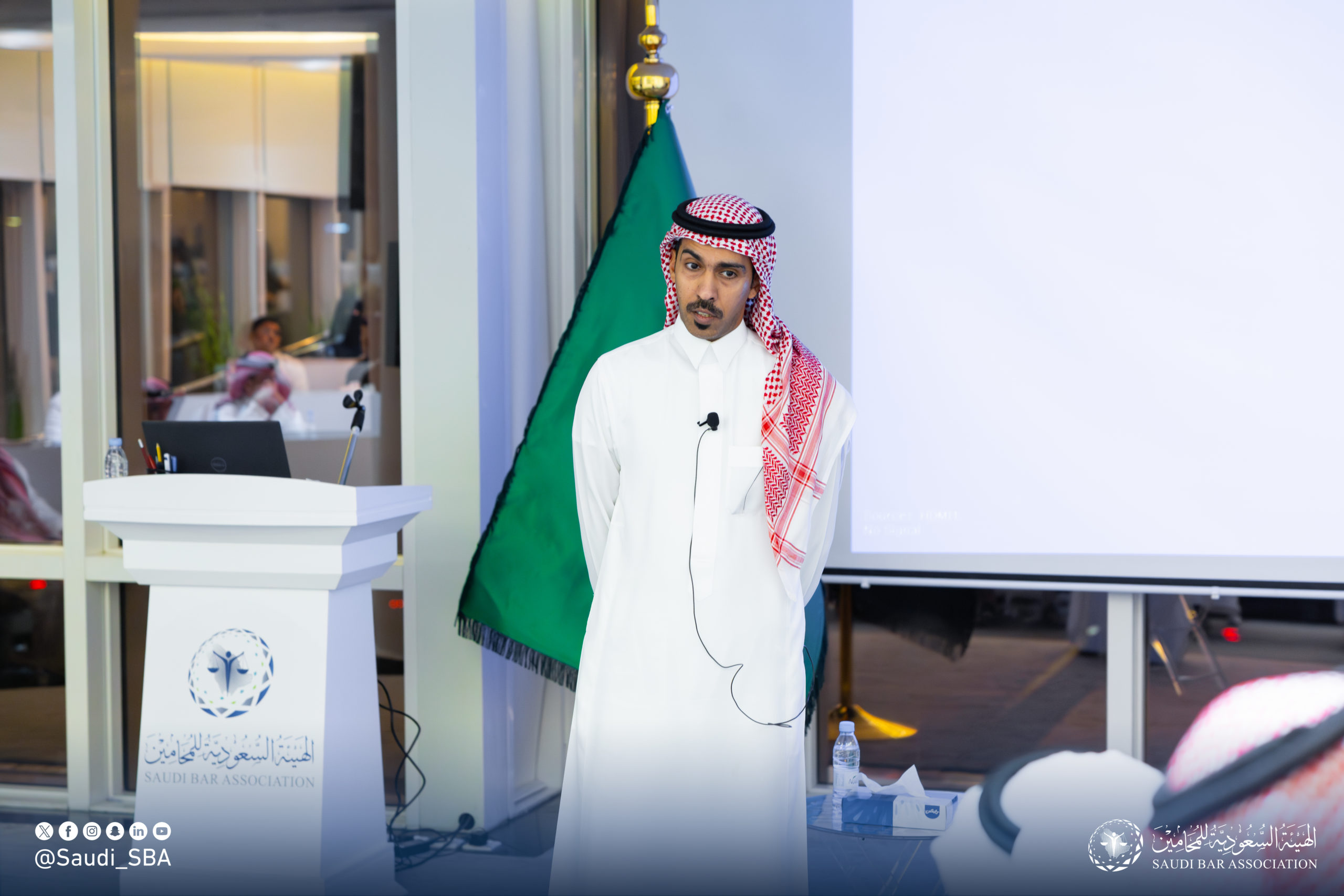 272A4107-Enhanced-NR